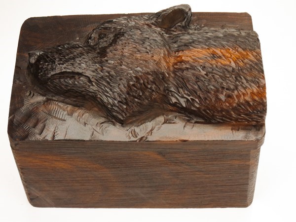 Rustic Bear Box EV-8682