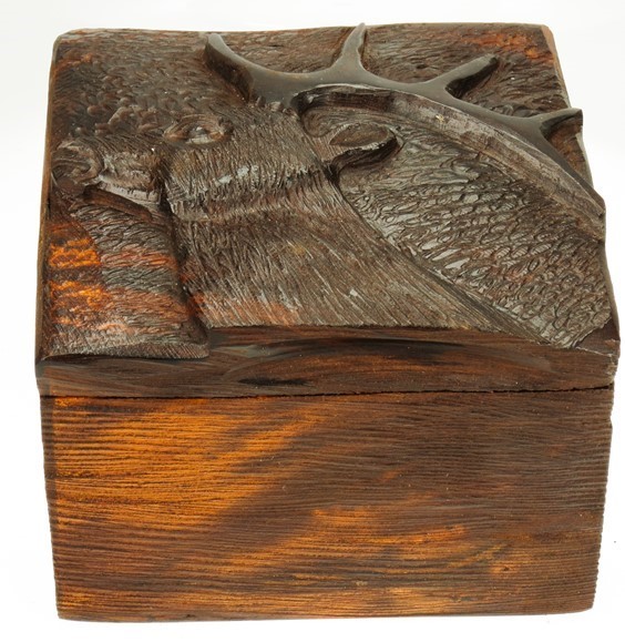 Rustic Elk Box EV-8644