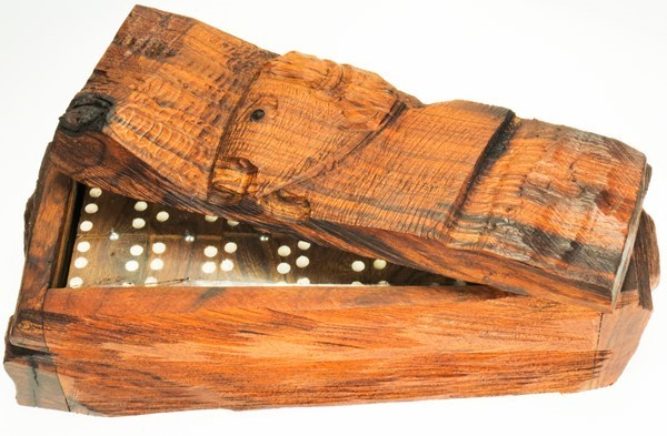 Rustic Buffalo Domino Set EV-8720